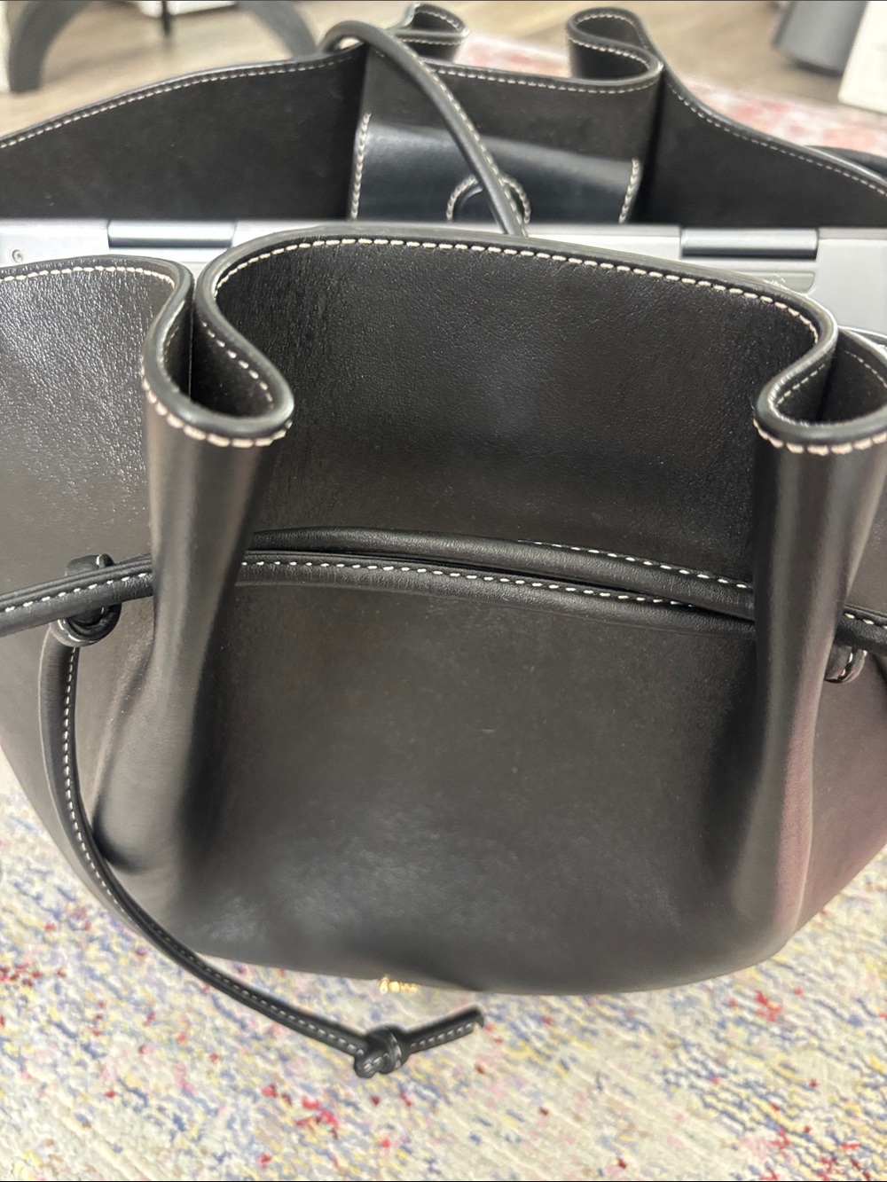 Yuzefi Large Mochi Black Tote - Picture 11 of 13